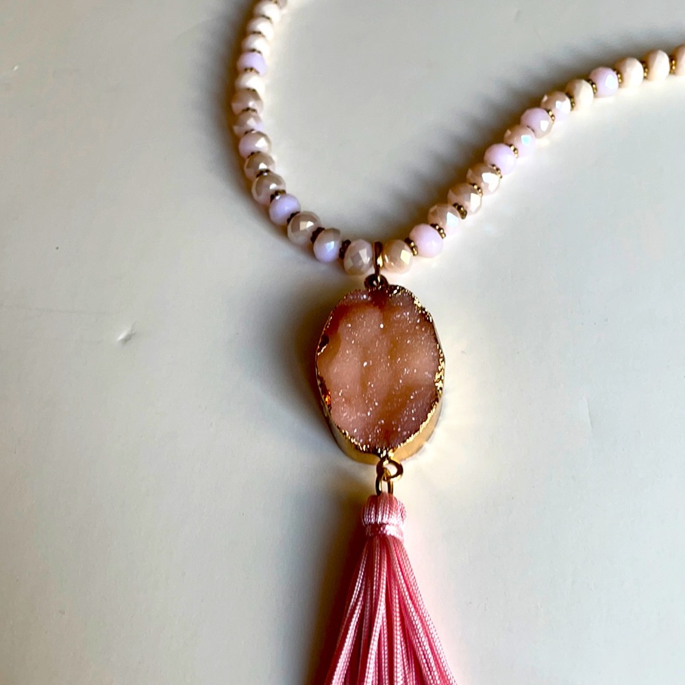 NWT Necklace Set